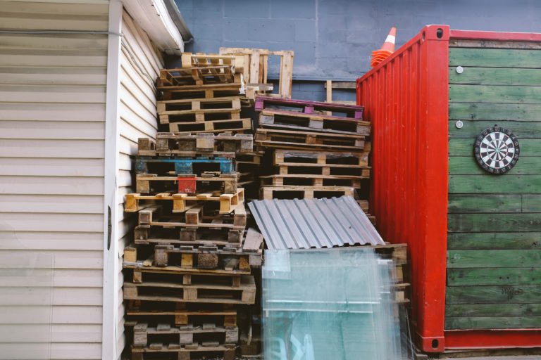 Pallet Racks Outside